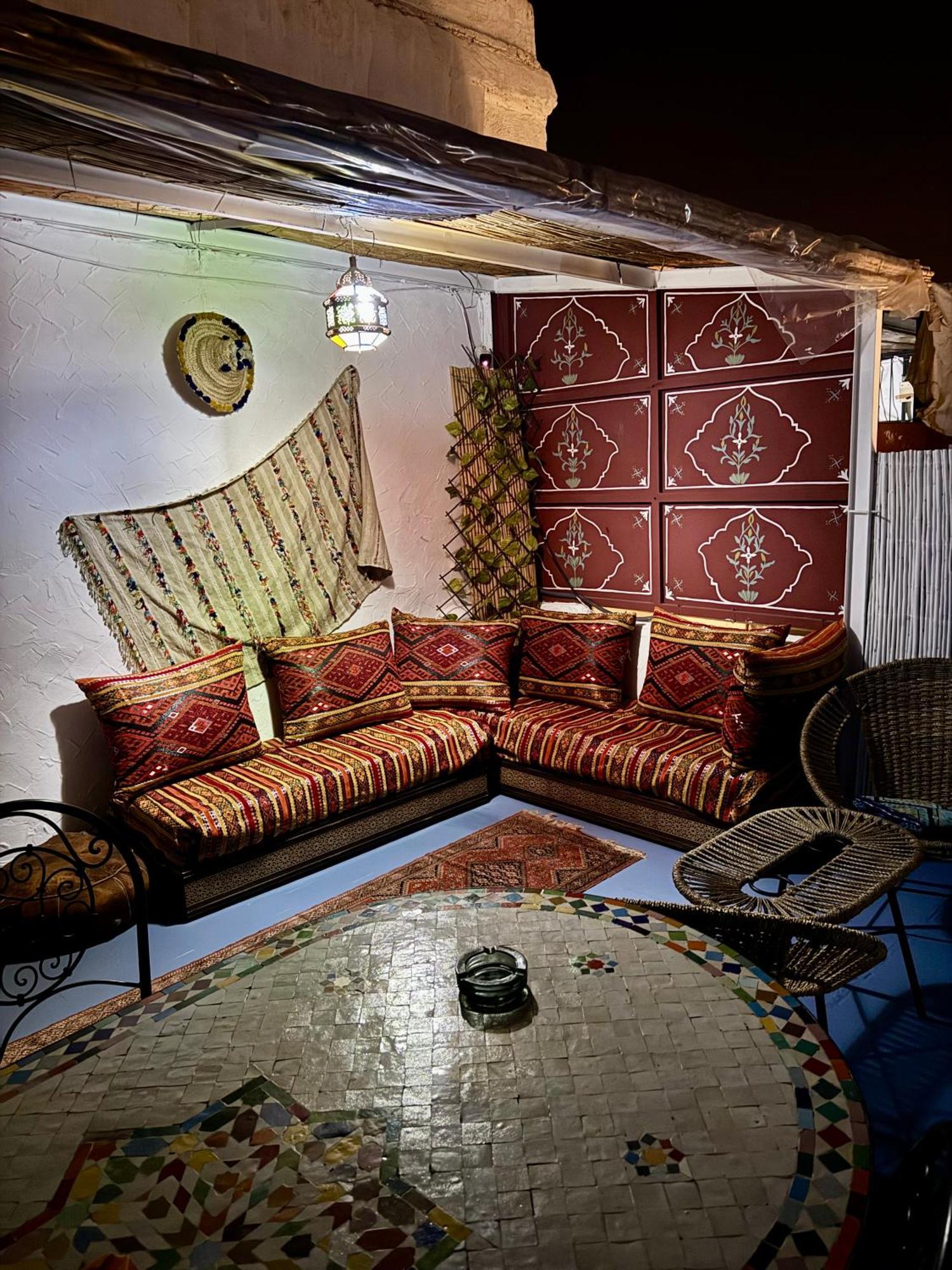 Auberge de jeunesse Dar Oussama à Rabat Extérieur photo